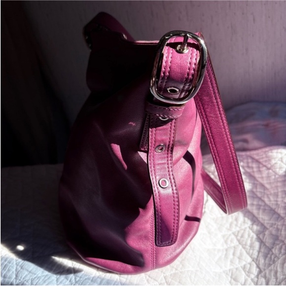 Coach soho hobo bucket buckle bag purple purse oversized crossbody C0968
13882 - Picture 8 of 16